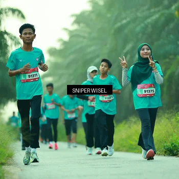 Runner Photo 8434391