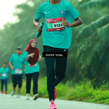 Runner Photo 8434449