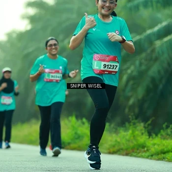 Runner Photo 8434487