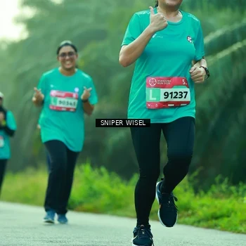 Runner Photo 8434498