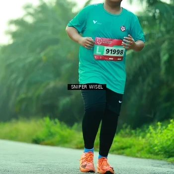 Runner Photo 8434563