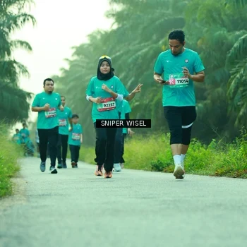Runner Photo 8434567
