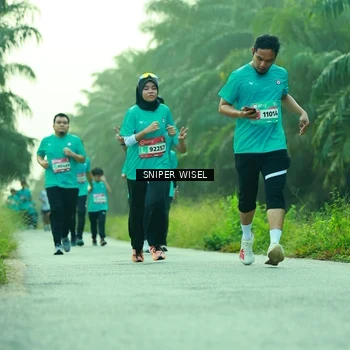 Runner Photo 8434571