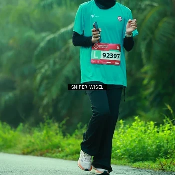 Runner Photo 8434599
