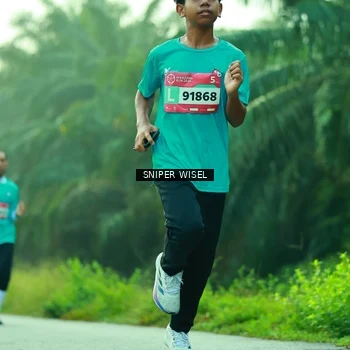 Runner Photo 8434624