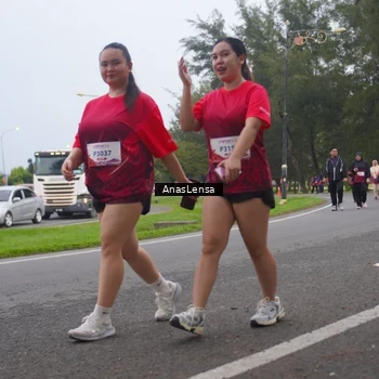 Runner Photo 8434634