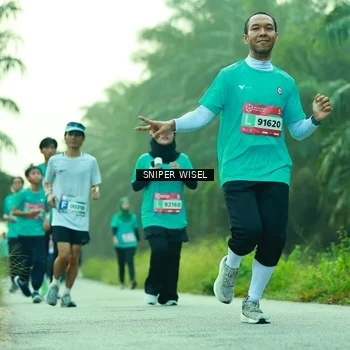 Runner Photo 8434636