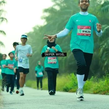 Runner Photo 8434641