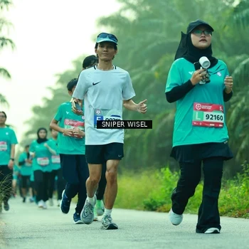 Runner Photo 8434652
