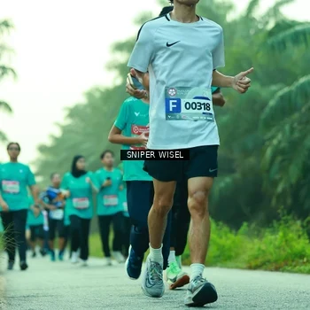 Runner Photo 8434661