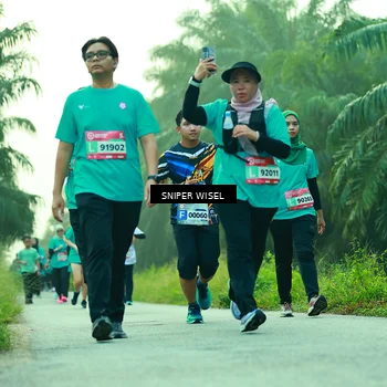 Runner Photo 8434687
