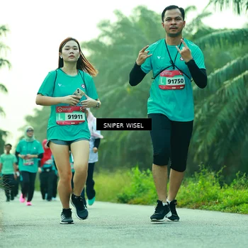 Runner Photo 8434700