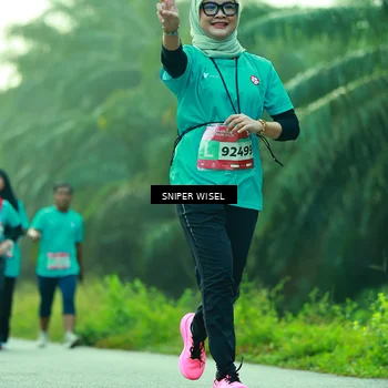 Runner Photo 8434737