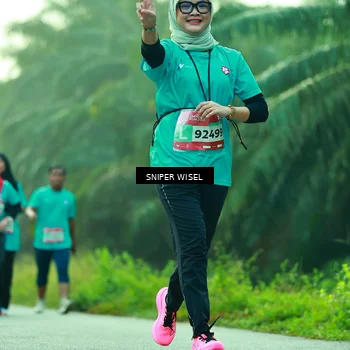Runner Photo 8434739