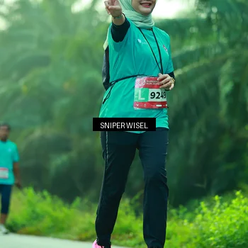 Runner Photo 8434751