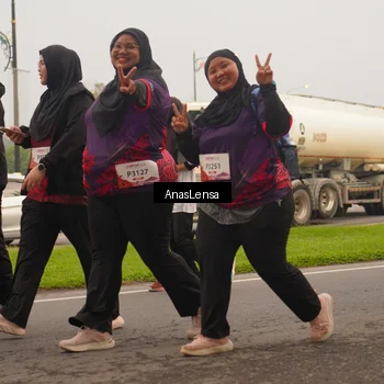 Runner Photo 8434798