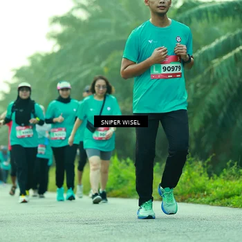 Runner Photo 8434851