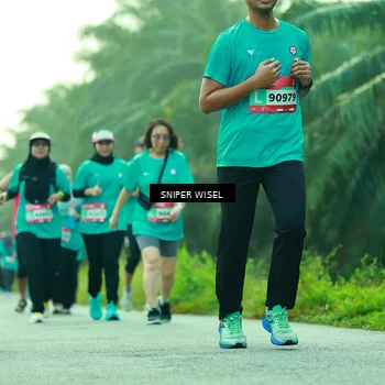 Runner Photo 8434852