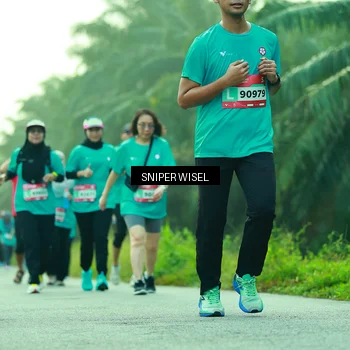 Runner Photo 8434855