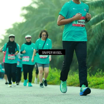 Runner Photo 8434859