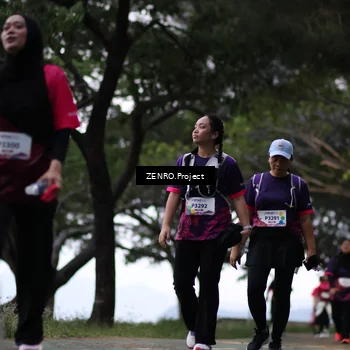 Runner Photo 8434873