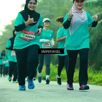 Runner Photo 8434924