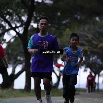 Runner Photo 8434957