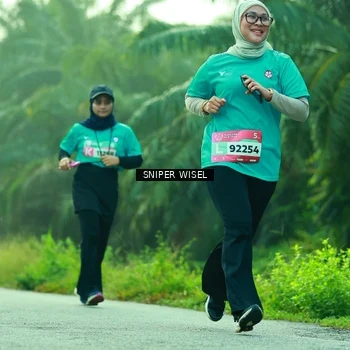 Runner Photo 8435000