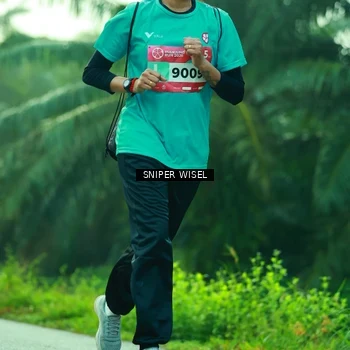Runner Photo 8435001