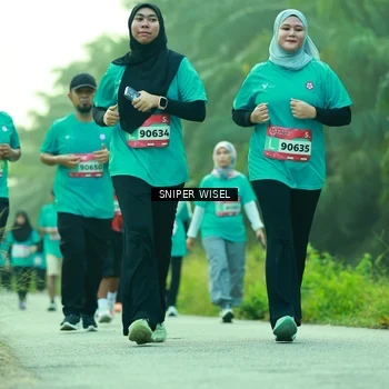 Runner Photo 8435023