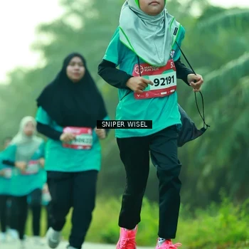Runner Photo 8435101
