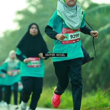 Runner Photo 8435107