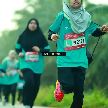 Runner Photo 8435111