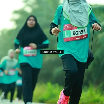 Runner Photo 8435123