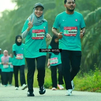 Runner Photo 8435171
