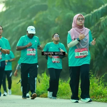 Runner Photo 8435238