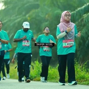 Runner Photo 8435247