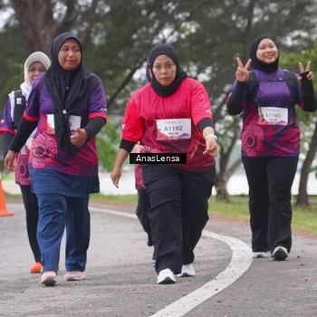Runner Photo 8435287
