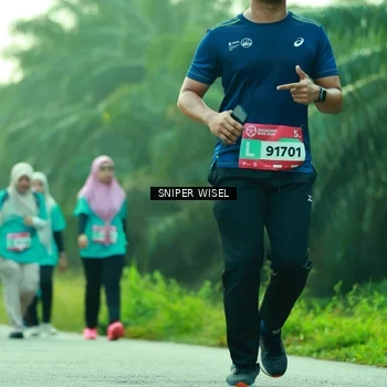 Runner Photo 8435305