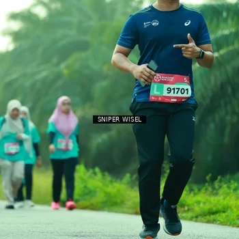 Runner Photo 8435308