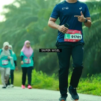 Runner Photo 8435315