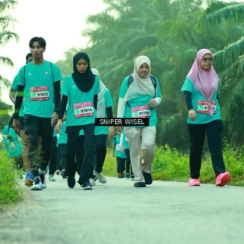 Runner Photo 8435323