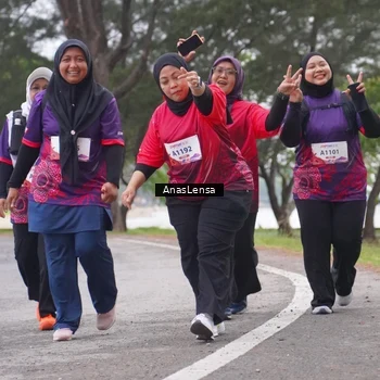 Runner Photo 8435342