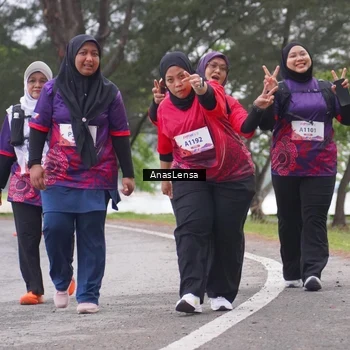 Runner Photo 8435343