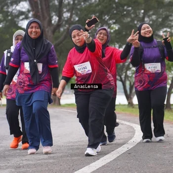 Runner Photo 8435344