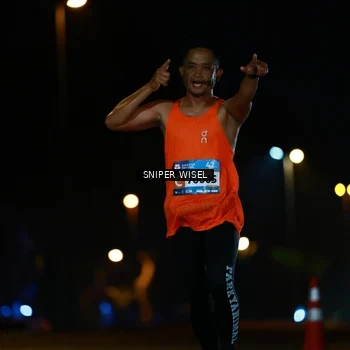 Runner Photo 8435496
