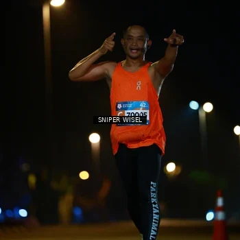 Runner Photo 8435501
