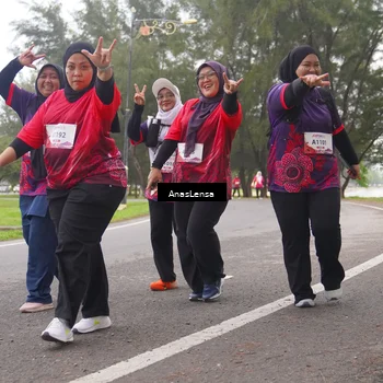 Runner Photo 8435663