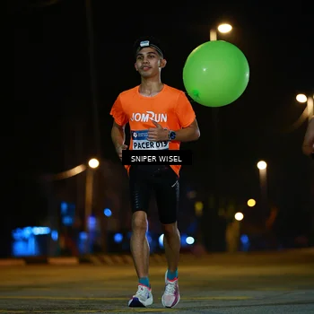 Runner Photo 8435695