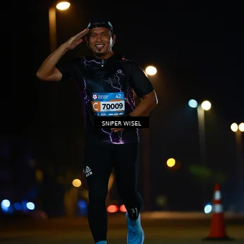 Runner Photo 8435754